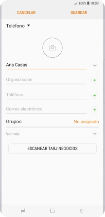 Pulsa Teléfono e introduce el número de teléfono deseado.