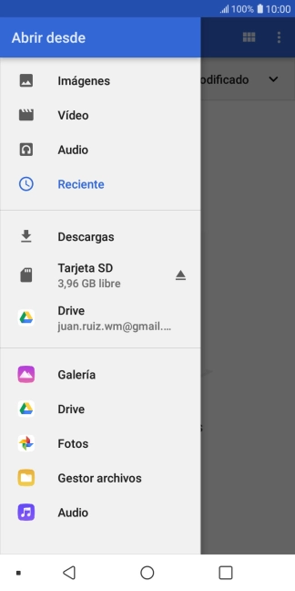Pulsa Gestor archivos y desplázate a la carpeta deseada.