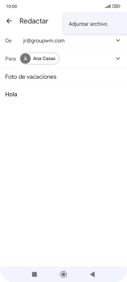 Pulsa Adjuntar archivo y desplázate a la carpeta deseada.