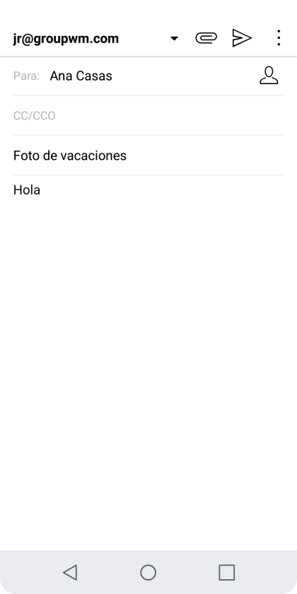 Pulsa el icono de anexos y dirígete a la carpeta deseada.