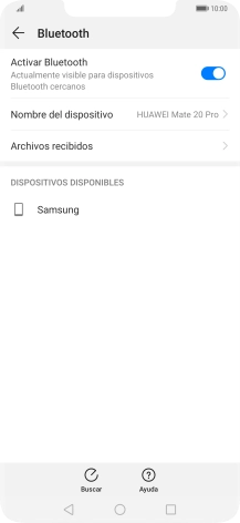 Pulsa el dispositivo Bluetooth deseado y sigue las indicaciones de la pantalla para vincular el dispositivo al teléfono.