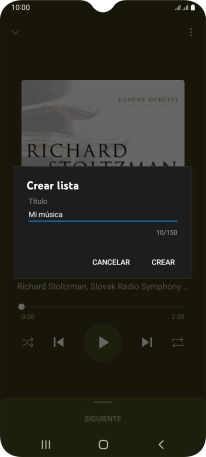 Introduce el nombre deseado de la lista de reproducción y pulsa CREAR.