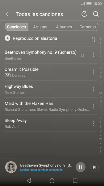 Pulsa el título de la canción en la parte inferior de la pantalla.