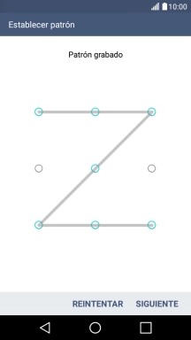 Desliza el dedo por la pantalla para unir por lo menos cuatro puntos y pulsa SIGUIENTE.
