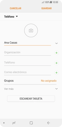 Pulsa Teléfono e introduce el número de teléfono deseado.