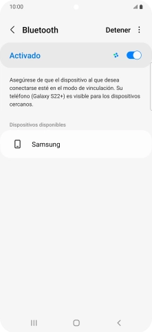 Pulsa el dispositivo Bluetooth deseado y sigue las indicaciones de la pantalla para vincular el dispositivo al teléfono.