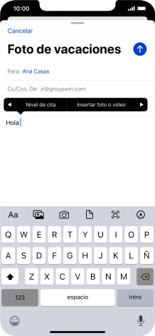 Pulsa Insertar foto o vídeo y sigue las indicaciones de la pantalla para adjuntar una fotografía o un videoclip.