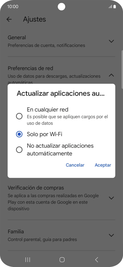 Para activar la actualización automática de apps utilizando la red móvil, pulsa En cualquier red.