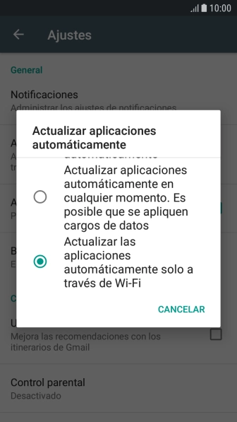 Para activar la actualización automática de apps a través de wifi, pulsa Actualizar las aplicaciones automáticamente solo a través de Wi-Fi.