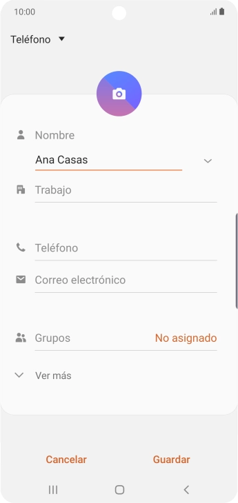 Pulsa Teléfono e introduce el número de teléfono deseado.