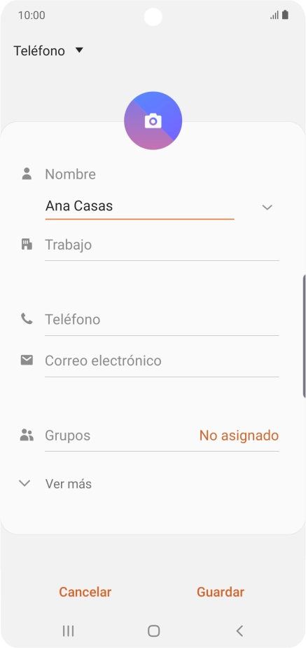 Pulsa Teléfono e introduce el número de teléfono deseado.