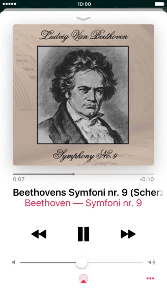 Pulsa la flecha hacia la derecha para ir al archivo de música siguiente.