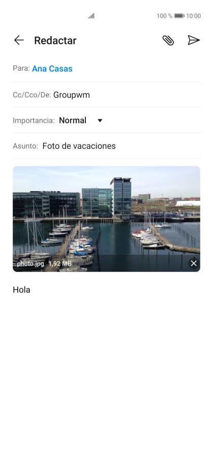 Pulsa el icono de envío cuando termines de escribir el correo electrónico.