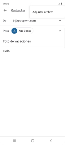 Pulsa Adjuntar archivo y desplázate a la carpeta deseada.