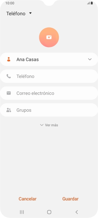 Pulsa Teléfono e introduce el número de teléfono deseado.