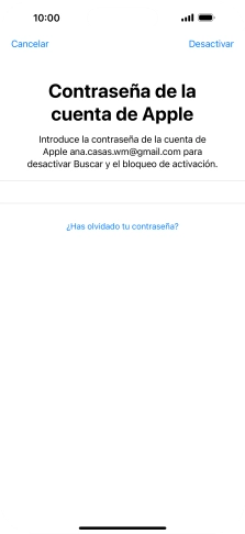 Introduce la contraseña de tu ID de Apple y pulsa Desactivar. Espera unos instantes mientras el teléfono restablece la configuración predeterminada. Sigue las indicaciones de la pantalla para configurar el teléfono y dejarlo listo para su uso.