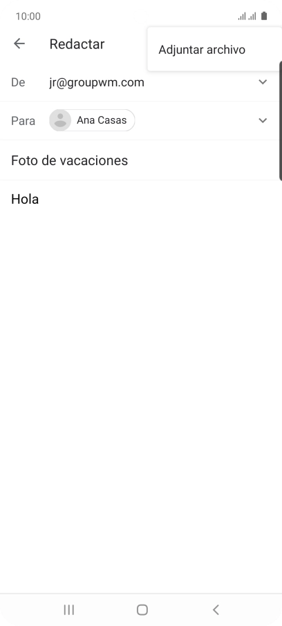 Pulsa Adjuntar archivo y desplázate a la carpeta deseada.