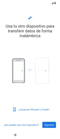 Sigue las indicaciones de la pantalla para transferir contenido desde otro teléfono.