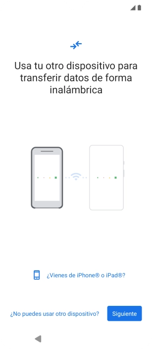 Sigue las indicaciones de la pantalla para transferir contenido desde otro teléfono.