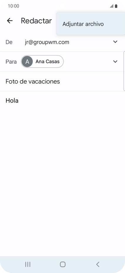 Pulsa Adjuntar archivo y desplázate a la carpeta deseada.