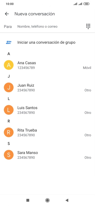 Pulsa en el campo de búsqueda e introduce las primeras letras del nombre del destinatario deseado.