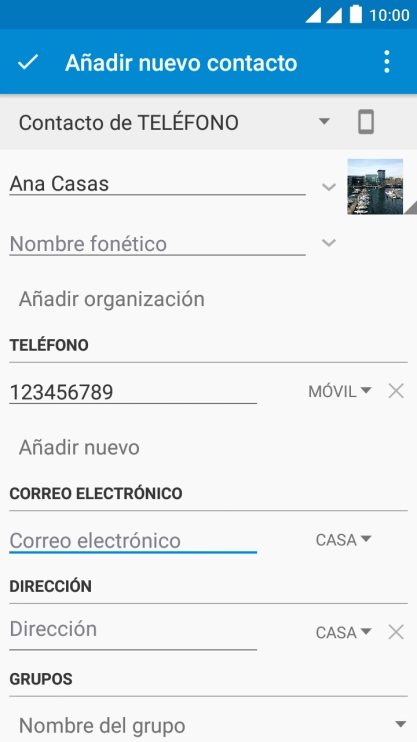 Pulsa la lista desplegable bajo la dirección de correo electrónico.