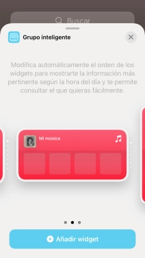 Desliza el dedo hacia la derecha o hacia la izquierda por la pantalla para seleccionar el tamaño de widget deseado.