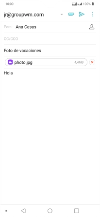 Pulsa el icono de envío cuando termines de escribir el correo electrónico.