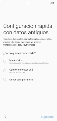Puedes transferir el contenido de otro teléfono cuando activas tu teléfono por primera vez y cuando lo has restablecido. Cuando aparezca en la pantalla del teléfono esta imagen, ya está listo para la transmisión del contenido del otro teléfono.