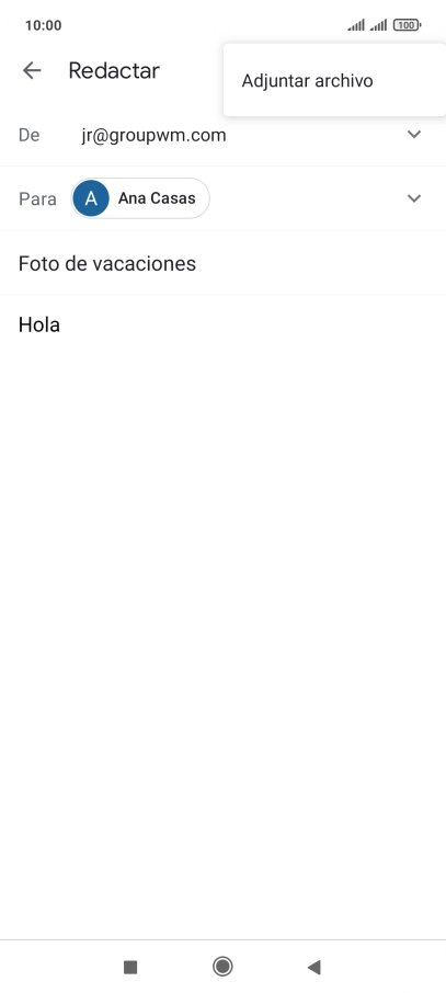 Pulsa Adjuntar archivo y desplázate a la carpeta deseada.