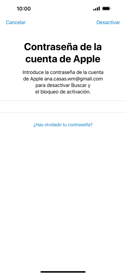 Introduce la contraseña de tu ID de Apple y pulsa Desactivar. Espera unos instantes mientras el teléfono restablece la configuración predeterminada. Sigue las indicaciones de la pantalla para configurar el teléfono y dejarlo listo para su uso.