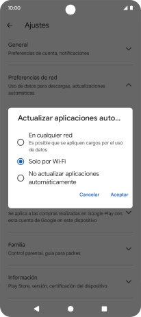 Para activar la actualización automática de apps utilizando la red móvil, pulsa En cualquier red.