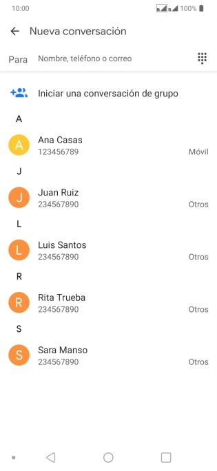 Pulsa en el campo de búsqueda e introduce las primeras letras del nombre del destinatario deseado.