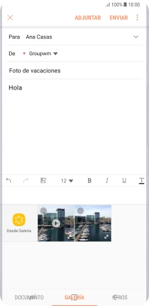 Desliza el dedo hacia la izquierda por la pantalla.