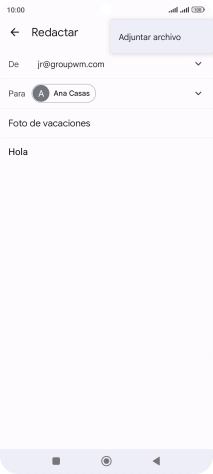 Pulsa Adjuntar archivo y desplázate a la carpeta deseada.
