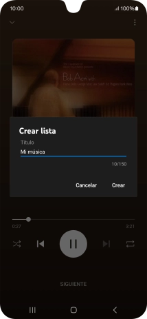 Introduce el nombre deseado de la lista de reproducción y pulsa Crear.