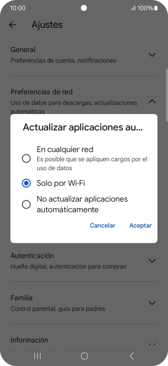 Para activar la actualización automática de apps utilizando la red móvil, pulsa En cualquier red.