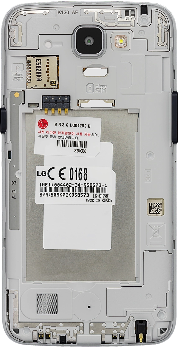 Introduce la tarjeta SIM en su contenedor.