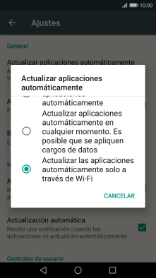 Pulsa Actualizar las aplicaciones automáticamente solo a través de Wi-Fi para activar la función.