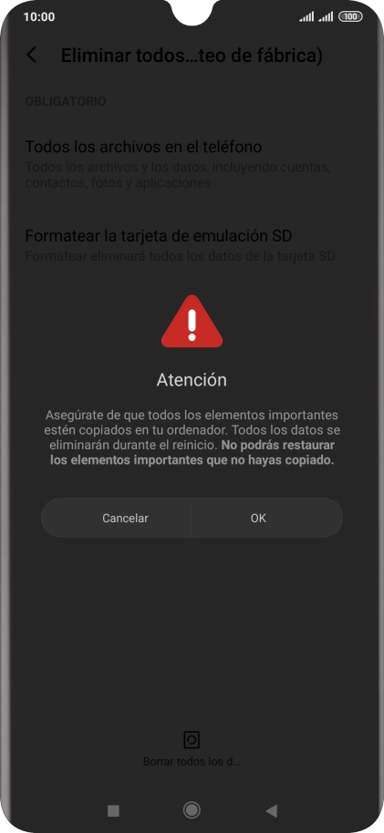 Pulsa OK. Espera unos instantes mientras el teléfono restablece la configuración predeterminada. Sigue las indicaciones de la pantalla para configurar el teléfono y dejarlo listo para su uso.
