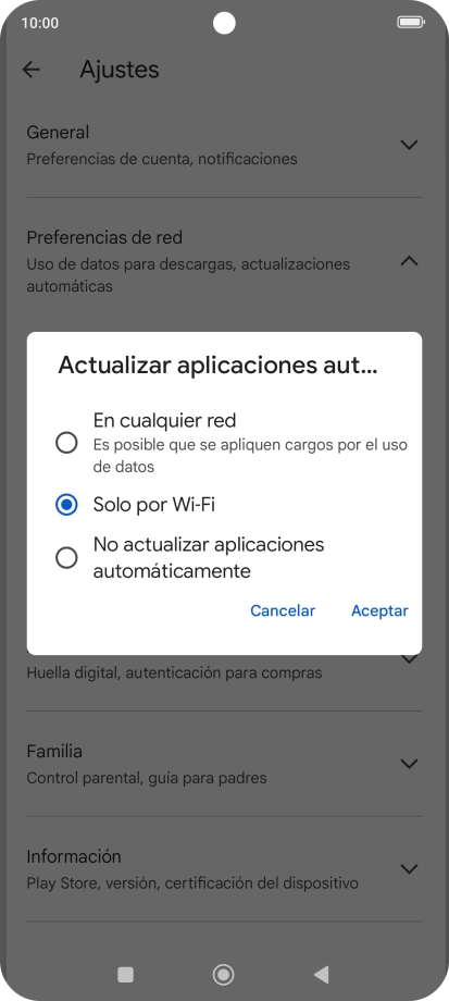 Para activar la actualización automática de apps a través de la red móvil, pulsa el campo junto a 