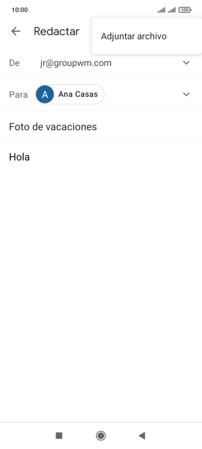 Pulsa Adjuntar archivo y desplázate a la carpeta deseada.