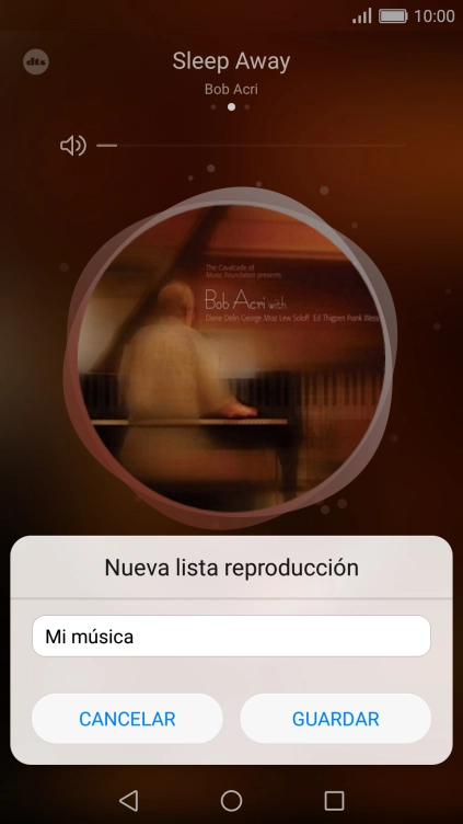 Introduce el nombre deseado de la lista de reproducción y pulsa GUARDAR.