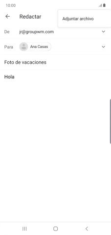 Pulsa Adjuntar archivo y desplázate a la carpeta deseada.