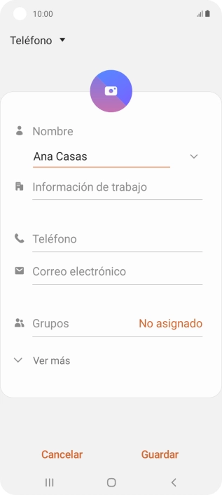 Pulsa Teléfono e introduce el número de teléfono deseado.