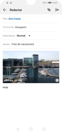 Pulsa el icono de envío cuando termines de escribir el correo electrónico.