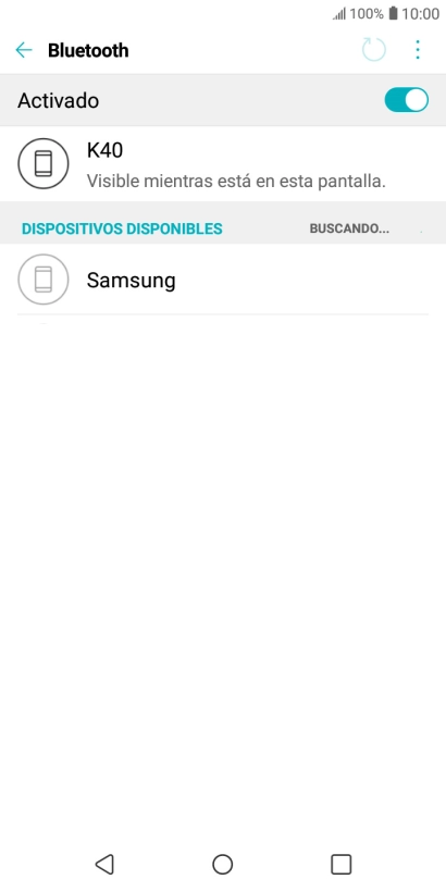 Pulsa el dispositivo Bluetooth deseado y sigue las indicaciones de la pantalla para vincular el dispositivo al teléfono.