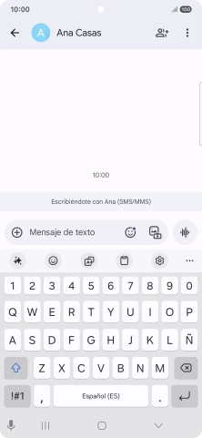 Selecciona una conversación o crea un nuevo mensaje y pulsa el icono de IA.
