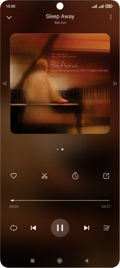 Pulsa la flecha hacia la derecha para ir al archivo de música siguiente.