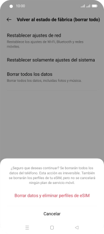 Pulsa Borrar datos y eliminar perfiles de eSIM. Espera unos instantes mientras el teléfono restablece la configuración predeterminada. Sigue las indicaciones de la pantalla para configurar el teléfono y dejarlo listo para su uso.